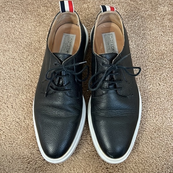 Thom Browne Pebble Grain Leather Black Blucher Contrast Sole Derbys - Picture 3 of 13